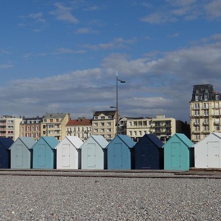 Appartement Lumineux Au Centre De Dieppe, Calme Et Confortable Eksteriør billede