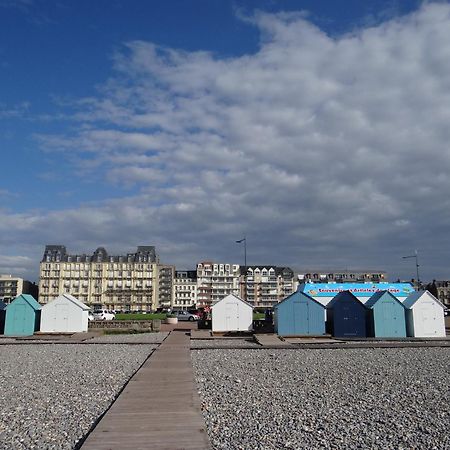 Appartement Lumineux Au Centre De Dieppe, Calme Et Confortable Eksteriør billede